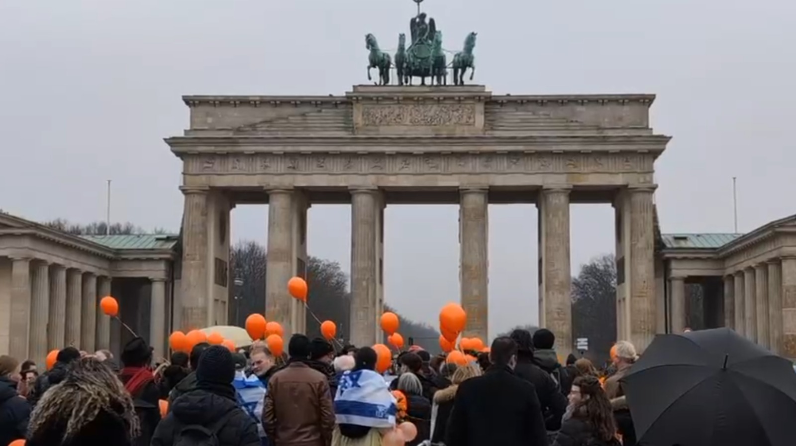 המחווה בשער ברנדנבורג בברלין