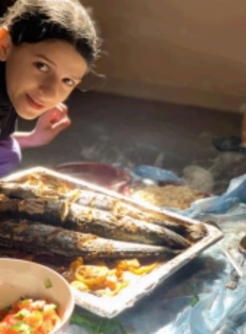 הארוחה במנהרה