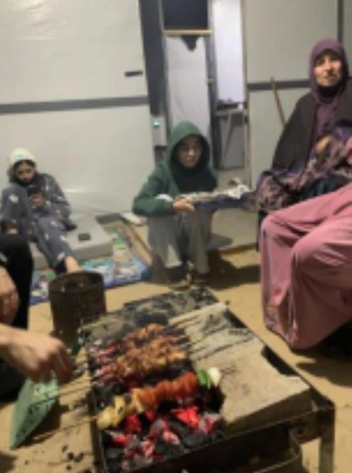 על האש בעזה