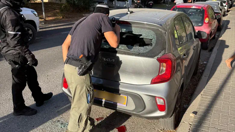 רכב שנפגע ממיירט בהרצליה