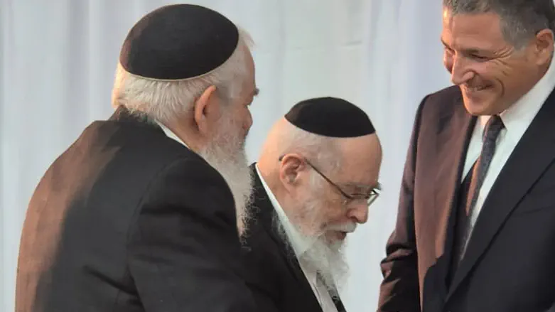 הרבנים עם זיני