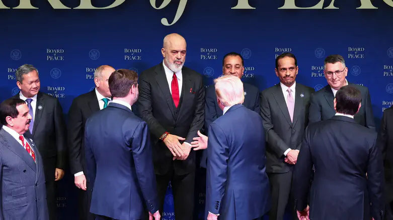 מועצת השלום, סער לצד ראש ממשלת קטאר