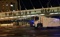 Электрошокеры и дубинки против демонстрантов на Струнном мосту