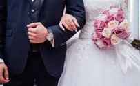 “Невеста в свадебном платье сопровождала жениха в больницу”