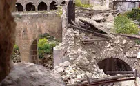 Смотрим: Землетрясение уничтожило древние памятники архитектуры