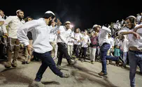 Религиозные сионисты празднуют Лаг ба-Омер на горе Мирон