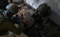 Война в Газе: туннель в мечети, склад оружия под школой