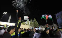 Торжества в Газе и Хевроне после теракта в Тель-Авиве