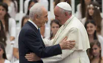 Папа Римский, Перес и Аббас молятся о мире