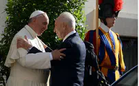 Перес, Аббас и Папа Римский помолились о мире