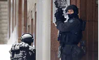 Австралия: исламист захватил заложников в кафе Сиднея