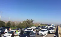 «Объединенный арабский список» блокирует шоссе №6. Видео