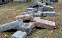 В Филадельфии вновь осквернили еврейское кладбище