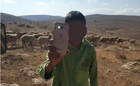 С камерами и камнями: арабы окружили поселение Маскиот