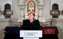 Меркель поклялась в нулевой терпимости к антисемитизму